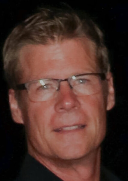 Joel Gretsch photo