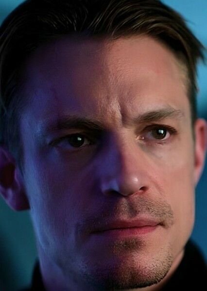 Joel Kinnaman photo