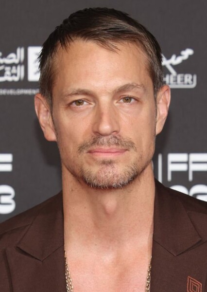Joel Kinnaman photo