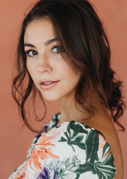 Joelle Farrow photo