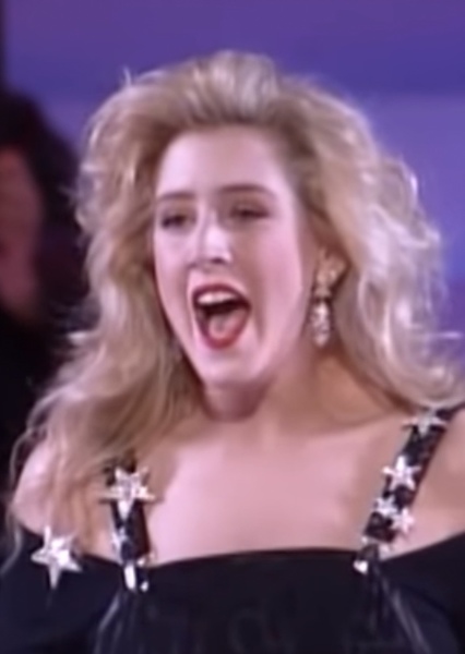 Joely Fisher photo