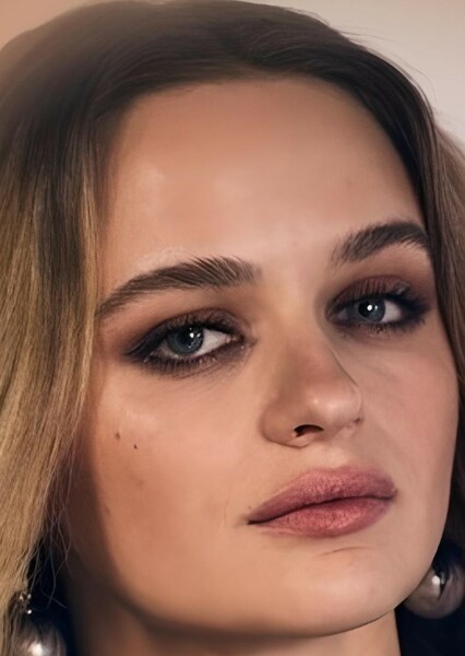 Joey King photo