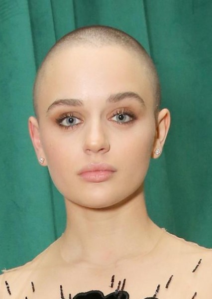 Joey King photo