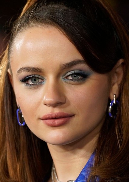 Joey King photo