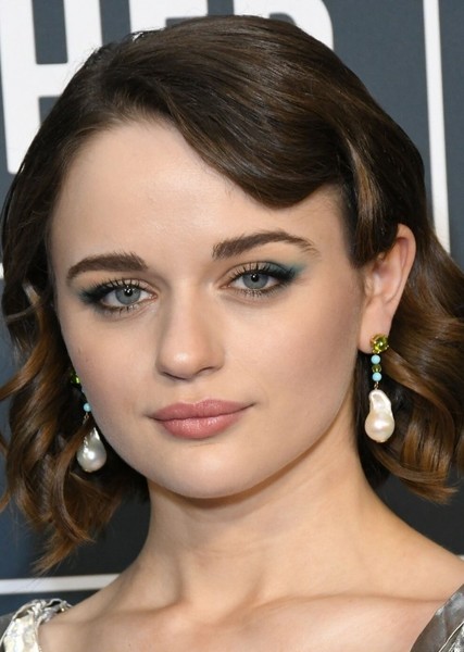 Joey King photo