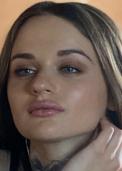 Joey King photo