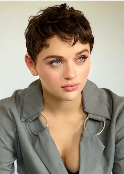 Joey King photo