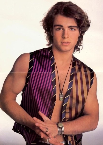 Joey Lawrence photo