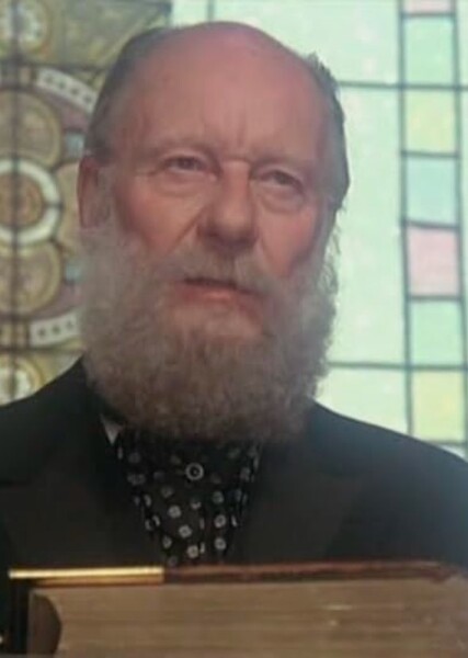 John Gielgud photo