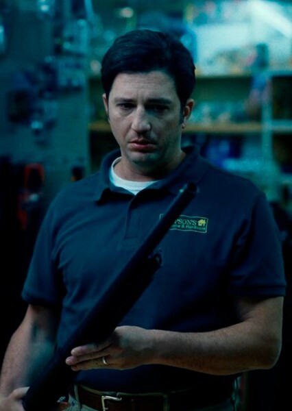 John Magaro photo
