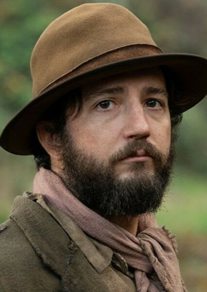 John Magaro photo