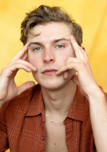 Johnny Berchtold photo