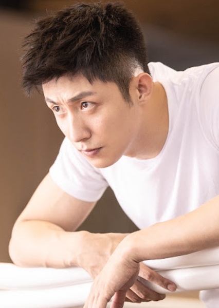 Johnny Huang photo