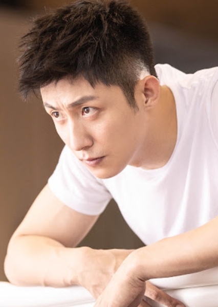 Johnny Huang photo