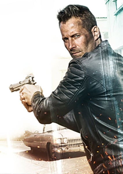 Johnny Messner photo