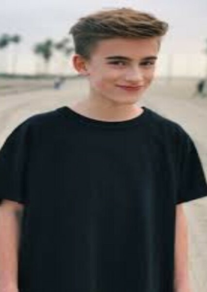Johnny Orlando photo
