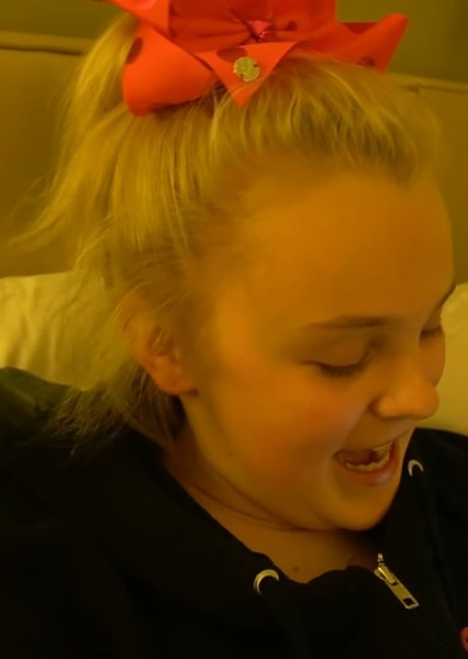 JoJo Siwa photo