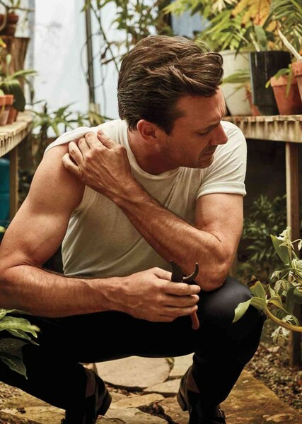 Jon Hamm photo