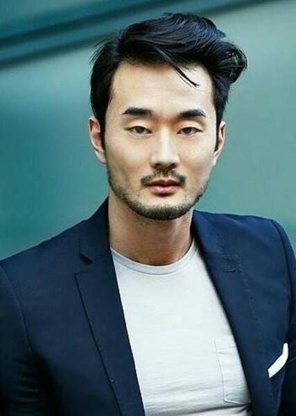 Jon Komp Shin photo