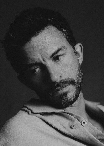 Jonathan Bailey