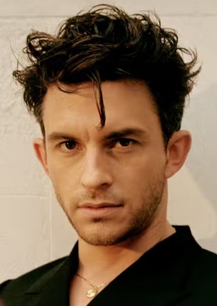 Jonathan Bailey photo