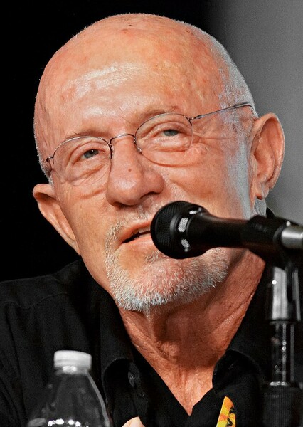 Jonathan Banks photo