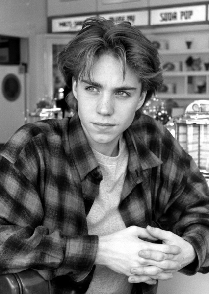 Jonathan Brandis photo