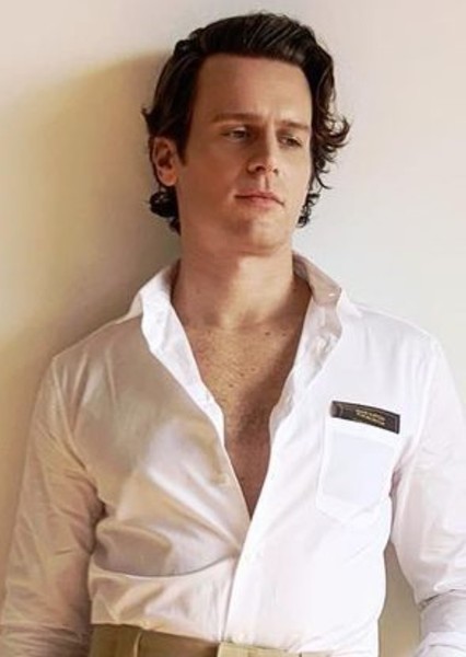 Jonathan Groff photo