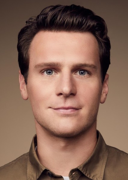 Jonathan Groff photo