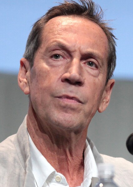 Jonathan Hyde