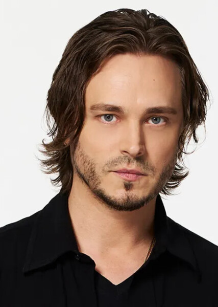 Jonathan Jackson photo