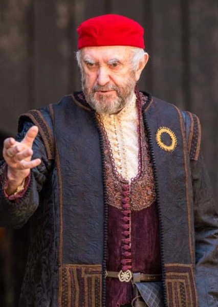 Jonathan Pryce photo