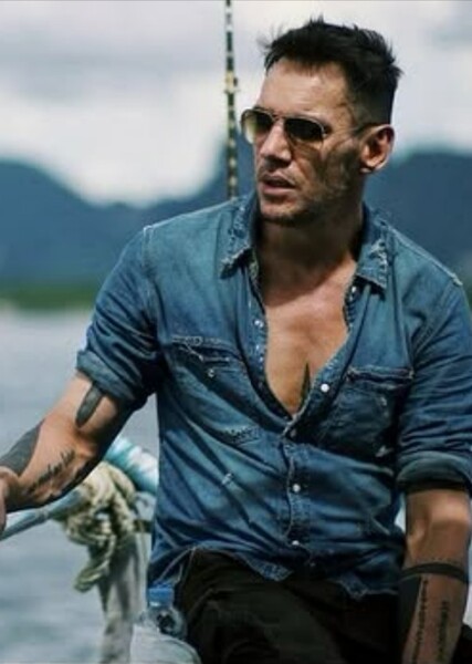 Jonathan Rhys Meyers photo