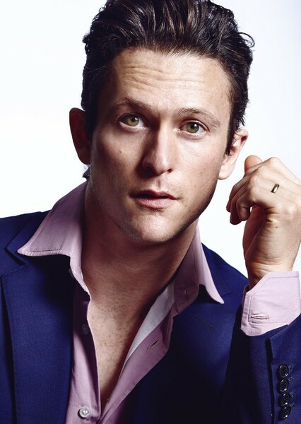 Jonathan Tucker photo