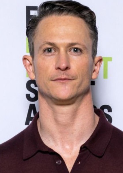 Jonathan Tucker photo