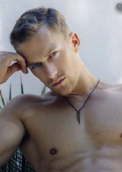 Jonathan Waud photo