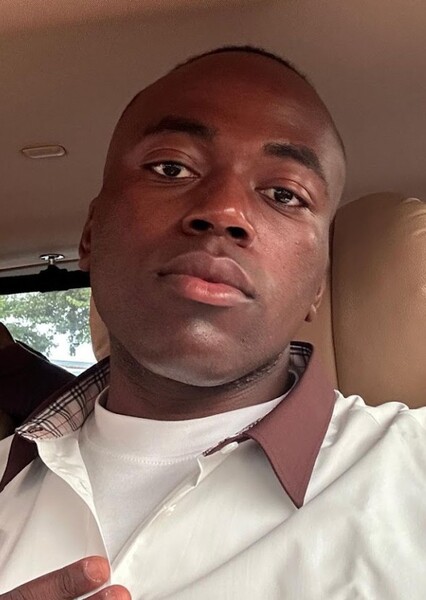 Jonathan Yiombi photo