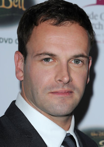 Jonny Lee Miller Photo on myCast - Fan Casting Your Favorite Stories