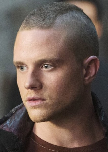 Jonny Weston photo