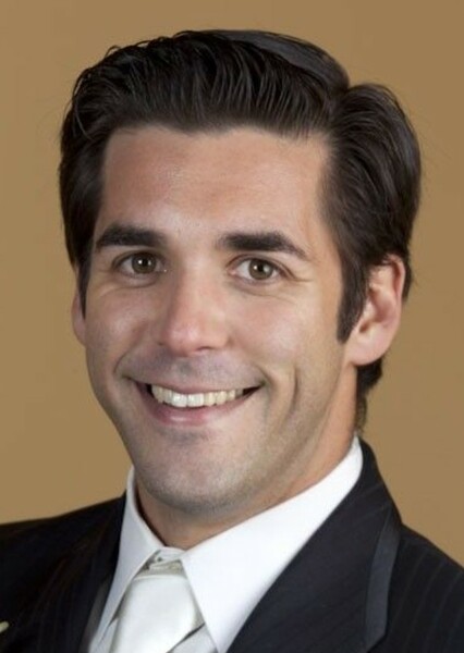 Jordan Bridges photo