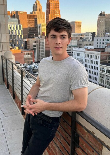 Jordan Doww photo