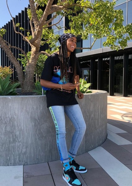 Jordin Canada photo