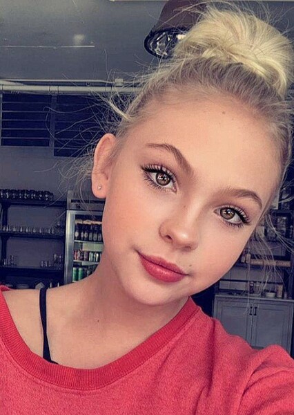 Jordyn Jones photo