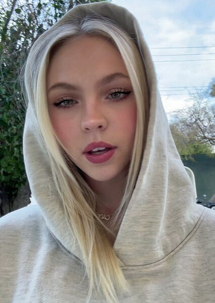 Jordyn Jones photo