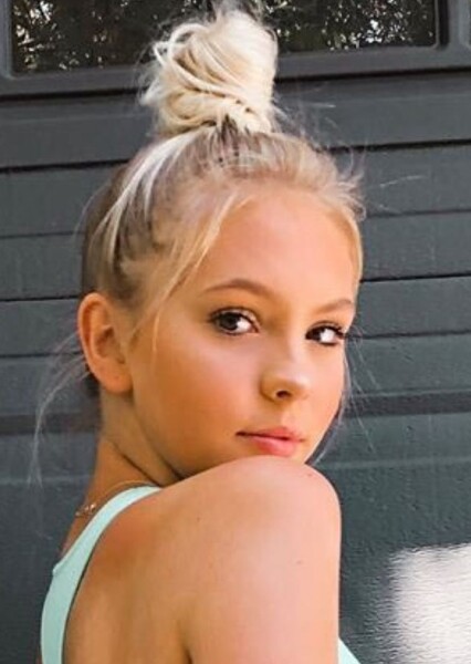 Jordyn Jones photo