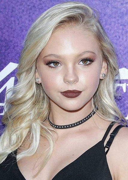 Jordyn Jones photo