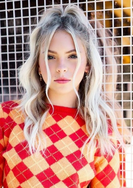 Jordyn Jones photo