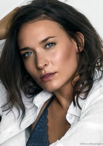 Josefin Asplund photo