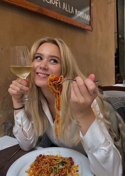 Josefine Frida Pettersen photo