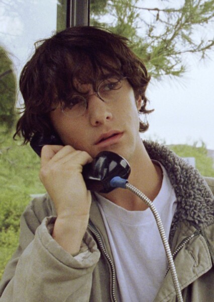 Joseph Gordon-Levitt photo